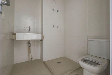 Banheiro de kitnet/studio à venda com 1 quarto, 25m² em Jardim Paulista, São Paulo