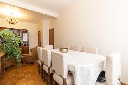 Apartamento à venda com 81m², 2 quartos e sem vagaSala