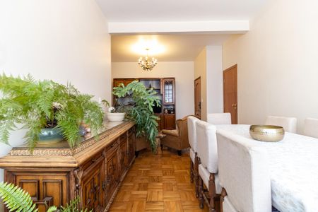 Apartamento à venda com 81m², 2 quartos e sem vagaSala