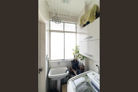 Apartamento à venda com 81m², 2 quartos e sem vagaLavanderia