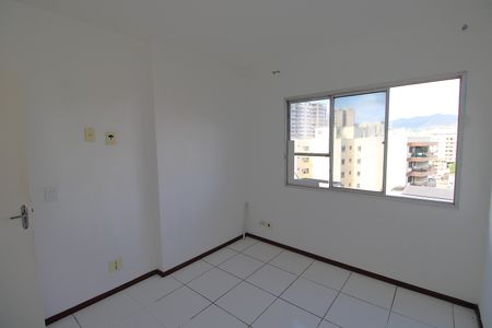 Apartamento à venda com 66m², 2 quartos e 1 vagaQuarto 2
