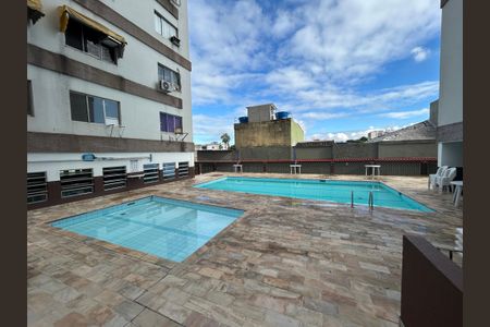 Apartamento à venda com 66m², 2 quartos e 1 vagaÁrea comum - Piscina
