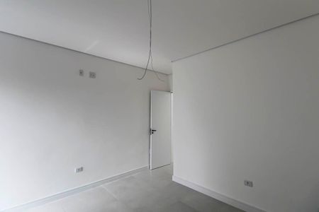 Casa à venda com 107m², 3 quartos e 2 vagasSuite