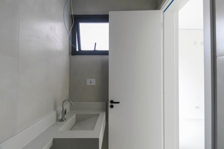 Casa à venda com 107m², 3 quartos e 2 vagasBanheiro da Suíte