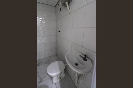 Studio para alugar com 15m², 1 quarto e sem vaga Studio para alugar com 15m², 1 quarto e sem vagaBanheiro