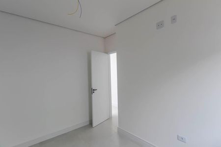 Casa à venda com 107m², 3 quartos e 2 vagasQuarto 2