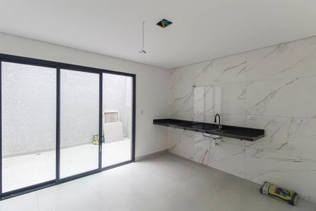 Casa à venda com 107m², 3 quartos e 2 vagasCozinha