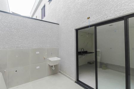 Casa à venda com 107m², 3 quartos e 2 vagasÁrea de Serviço