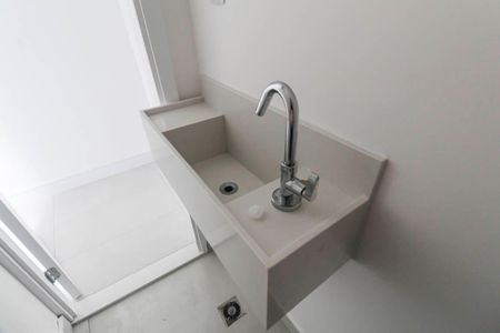 Casa à venda com 107m², 3 quartos e 2 vagasLavabo