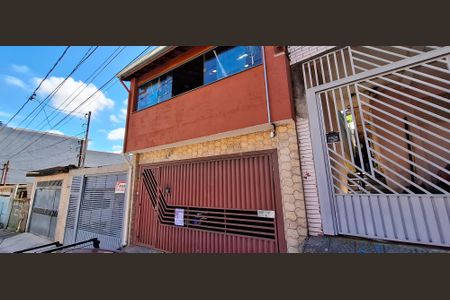 Casa à venda com 160m², 3 quartos e 2 vagasFachada
