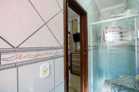 Casa à venda com 160m², 3 quartos e 2 vagasBanheiro da Suíte