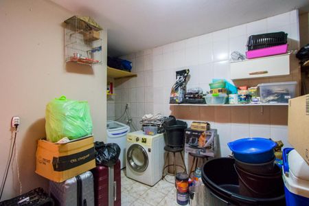 Casa à venda com 160m², 3 quartos e 2 vagasÁrea de serviço