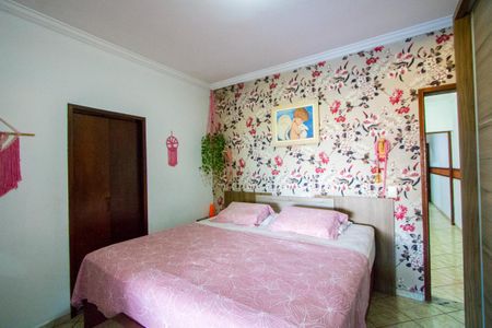 Casa à venda com 160m², 3 quartos e 2 vagasSuíte