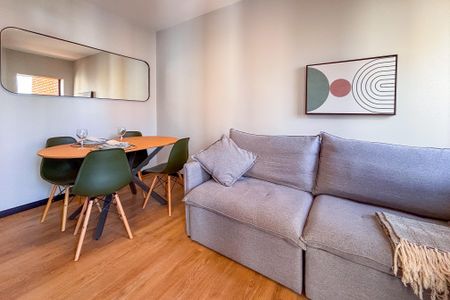 Apartamento para alugar com 34m², 1 quarto e 1 vaga Apartamento para alugar com 34m², 1 quarto e 1 vagaSala