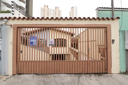 Casa à venda com 288m², 3 quartos e 4 vagasFachada