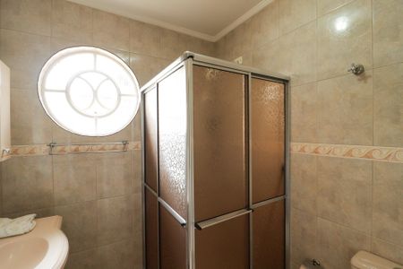 Casa à venda com 288m², 3 quartos e 4 vagasBanheiro Social