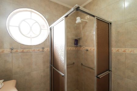 Casa à venda com 288m², 3 quartos e 4 vagasBanheiro Social