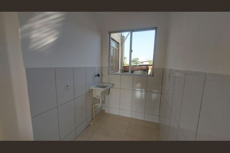 Área de Serviço de apartamento para alugar com 2 quartos, 65m² em Vila Emil, Mesquita