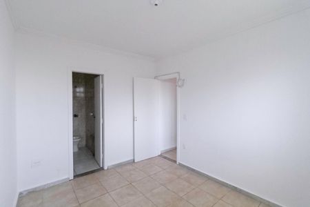 Casa à venda com 80m², 3 quartos e 3 vagasSuíte