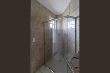 Casa à venda com 80m², 3 quartos e 3 vagasBanheiro da suíte