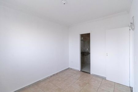 Casa à venda com 80m², 3 quartos e 3 vagasSuíte