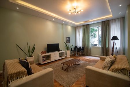 Apartamento à venda com 150m², 3 quartos e 1 vagaSala