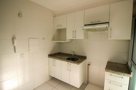 Apartamento à venda com 69m², 3 quartos e 2 vagas Apartamento à venda com 69m², 3 quartos e 2 vagasCozinha