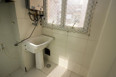 Apartamento à venda com 69m², 3 quartos e 2 vagas Apartamento à venda com 69m², 3 quartos e 2 vagasÁrea de Serviço