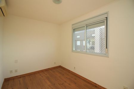 Apartamento à venda com 69m², 3 quartos e 2 vagas Apartamento à venda com 69m², 3 quartos e 2 vagasSuíte