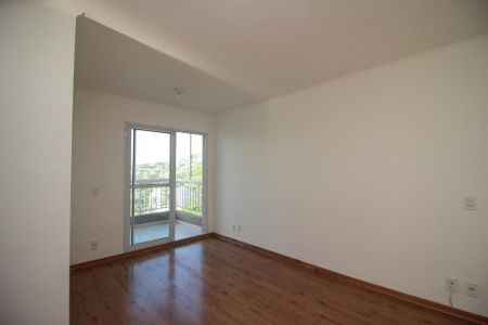 Apartamento à venda com 69m², 3 quartos e 2 vagas Apartamento à venda com 69m², 3 quartos e 2 vagasSala