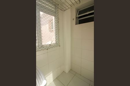 Apartamento à venda com 69m², 3 quartos e 2 vagas Apartamento à venda com 69m², 3 quartos e 2 vagasÁrea de Serviço