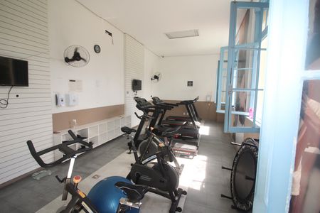 Apartamento à venda com 69m², 3 quartos e 2 vagas Apartamento à venda com 69m², 3 quartos e 2 vagasÁrea comum - Academia