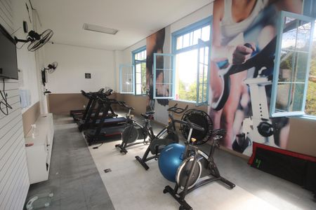 Apartamento à venda com 69m², 3 quartos e 2 vagas Apartamento à venda com 69m², 3 quartos e 2 vagasÁrea comum - Academia