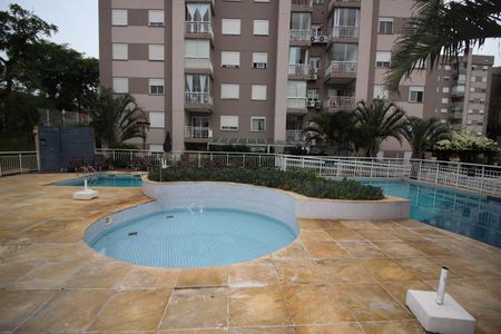 Apartamento à venda com 69m², 3 quartos e 2 vagas Apartamento à venda com 69m², 3 quartos e 2 vagasÁrea comum - Piscina