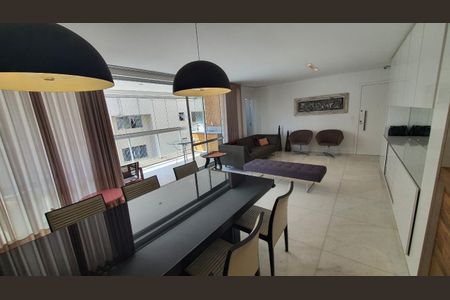 Apartamento à venda com 176m², 4 quartos e 3 vagas