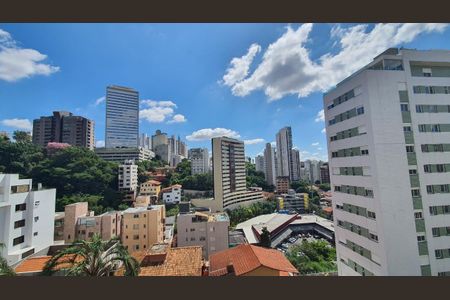 Apartamento à venda com 176m², 4 quartos e 3 vagas