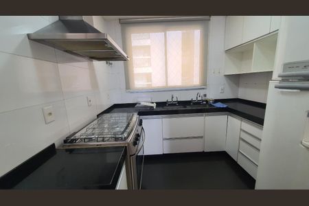 Apartamento à venda com 176m², 4 quartos e 3 vagas