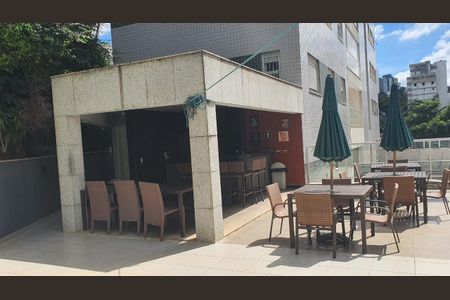 Apartamento à venda com 176m², 4 quartos e 3 vagas