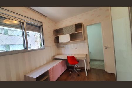 Apartamento à venda com 176m², 4 quartos e 3 vagas