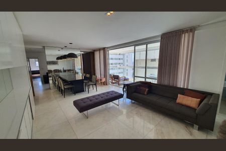 Apartamento à venda com 176m², 4 quartos e 3 vagas