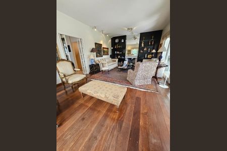 Casa de condomínio à venda com 589m², 4 quartos e 4 vagas