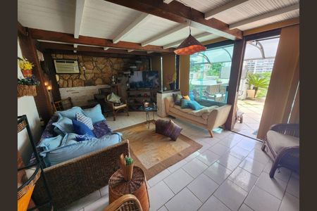 Apartamento à venda com 232m², 3 quartos e 2 vagas