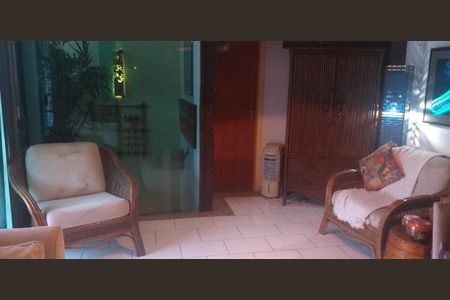 Apartamento à venda com 232m², 3 quartos e 2 vagas