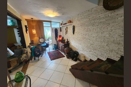 Apartamento à venda com 232m², 3 quartos e 2 vagas