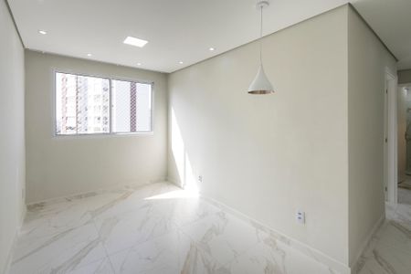 Apartamento para alugar com 44m², 2 quartos e sem vaga Apartamento para alugar com 44m², 2 quartos e sem vagaSala