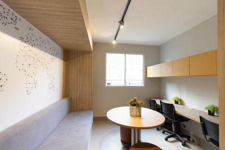 Apartamento para alugar com 44m², 2 quartos e sem vaga Apartamento para alugar com 44m², 2 quartos e sem vagaCoworking