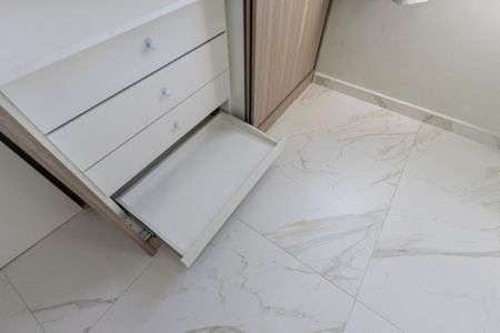 Apartamento para alugar com 44m², 2 quartos e sem vaga Apartamento para alugar com 44m², 2 quartos e sem vagaQuarto 1 - Armários