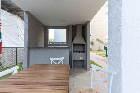 Apartamento para alugar com 44m², 2 quartos e sem vaga Apartamento para alugar com 44m², 2 quartos e sem vagaChurrasqueira