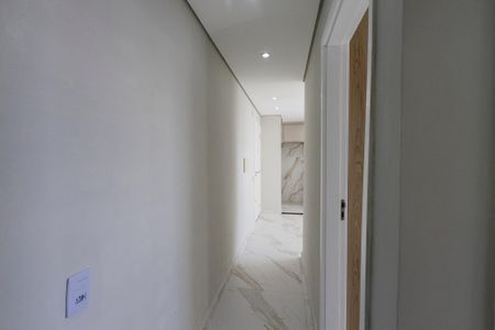 Apartamento para alugar com 44m², 2 quartos e sem vaga Apartamento para alugar com 44m², 2 quartos e sem vagaCorredor