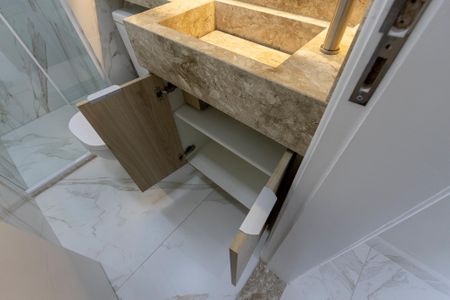 Apartamento para alugar com 44m², 2 quartos e sem vaga Apartamento para alugar com 44m², 2 quartos e sem vagaBanheiro